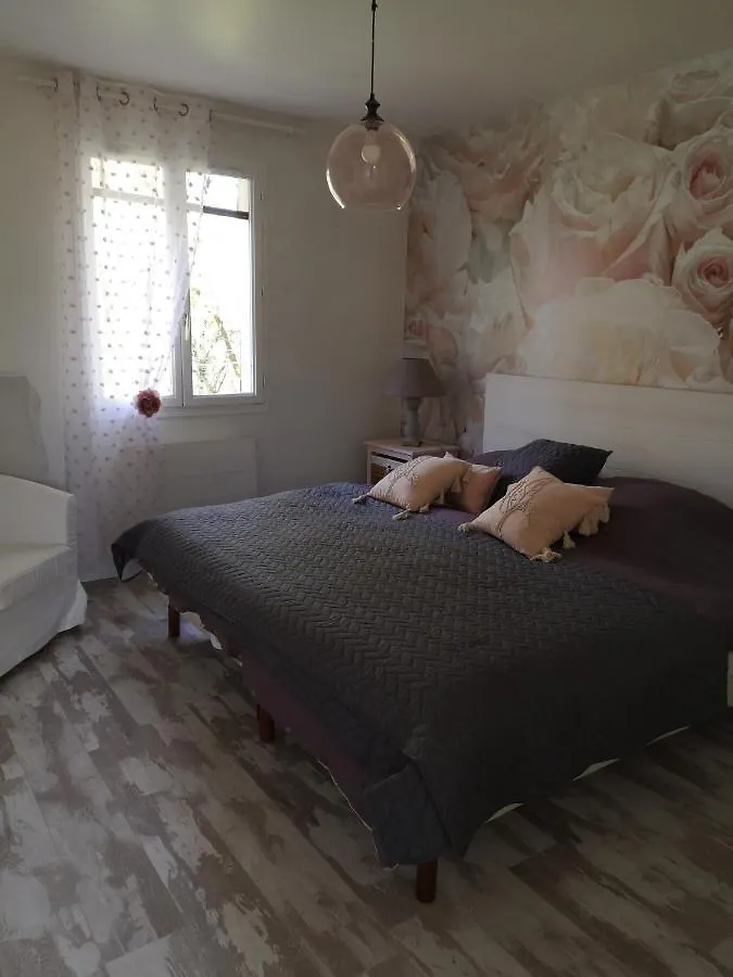 Villa Un Gite Entierement Renove A La Campagne à Pern France